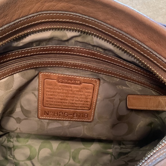 Coach vintage Tanned Chestnut Brown Legacy 9118 bucket crossbody - Picture 8 of 9